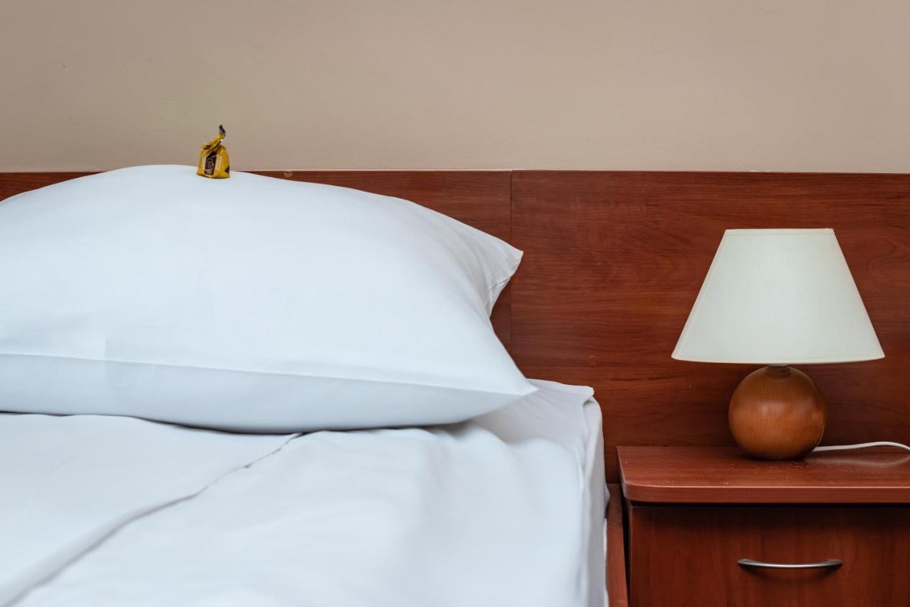 Prima Aparthotel Pulawy Bagian luar foto
